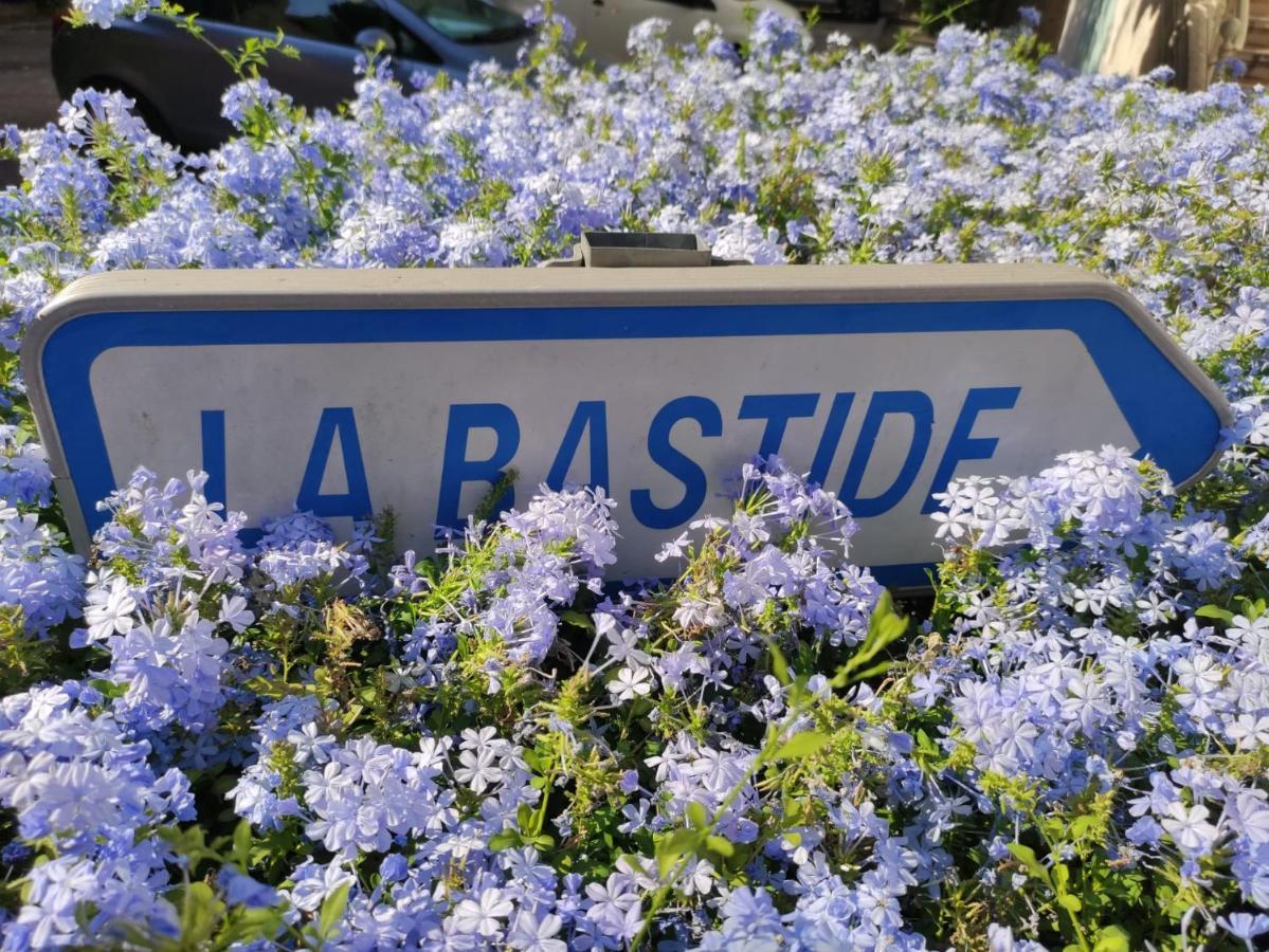 Ferienwohnung La Bastide, 100M Des Rues Pietonnes, Jardin Sanary-sur-Mer Exterior foto