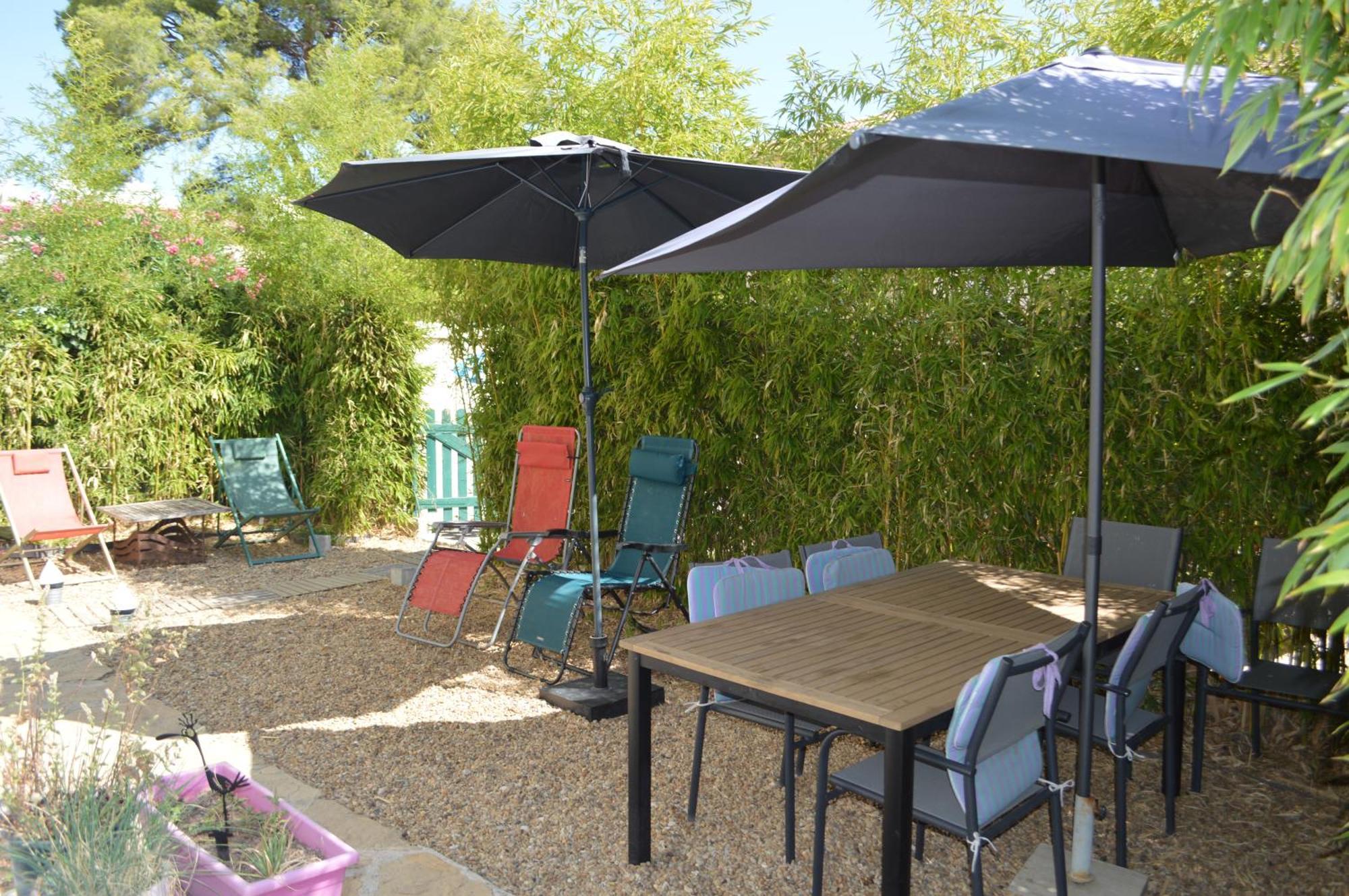 Ferienwohnung La Bastide, 100M Des Rues Pietonnes, Jardin Sanary-sur-Mer Exterior foto